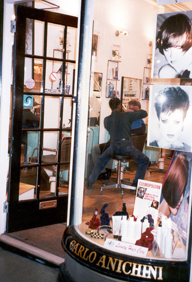 Parrucchiere a Cuba, 2000