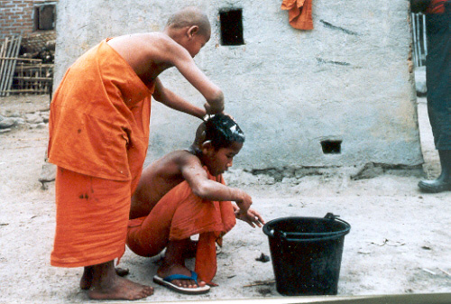 Parrucchiere in Himalaya, 2003